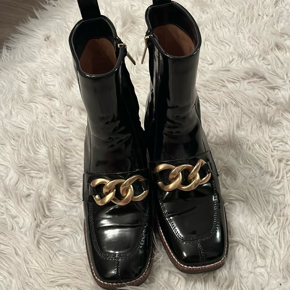 Steve Madden booties